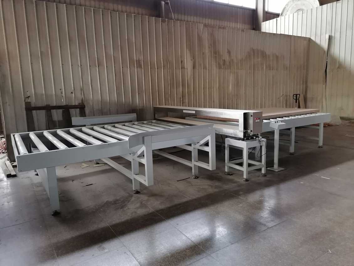 金属检测器厂家检测不出异物的表象